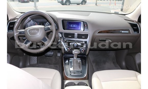 Buy Import Audi Q5 Brown Car in Import - Dubai in Al Jazirah State