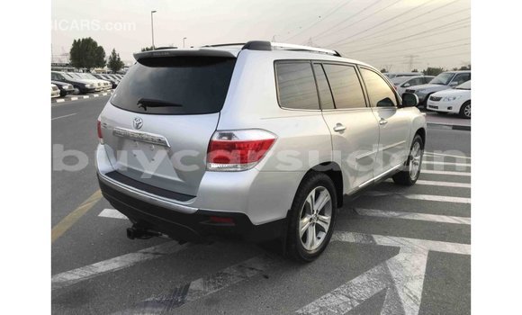 Buy Import Toyota Highlander Other Car in Import - Dubai in Al Jazirah State Buy Import Toyota Highlander Other Car in Import - Dubai in Al Jazirah State