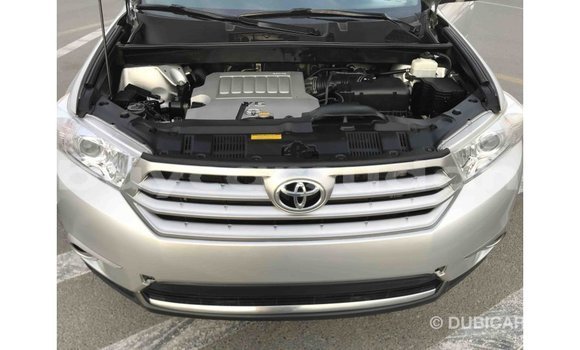 Buy Import Toyota Highlander Other Car in Import - Dubai in Al Jazirah State Buy Import Toyota Highlander Other Car in Import - Dubai in Al Jazirah State