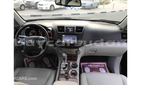 Buy Import Toyota Highlander Black Car in Import - Dubai in Al Jazirah State Buy Import Toyota Highlander Black Car in Import - Dubai in Al Jazirah State