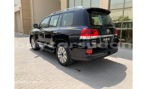Acheter Import Voiture Toyota Land Cruiser Noir à Import - Dubai, État d'Al Jazirah Acheter Import Voiture Toyota Land Cruiser Noir à Import - Dubai, État d'Al Jazirah