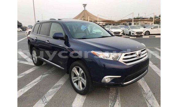 Buy Import Toyota Highlander Blue Car in Import - Dubai in Al Jazirah State Buy Import Toyota Highlander Blue Car in Import - Dubai in Al Jazirah State