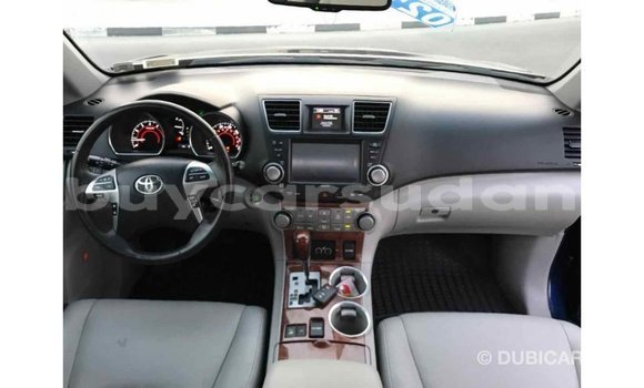 Buy Import Toyota Highlander Blue Car in Import - Dubai in Al Jazirah State Buy Import Toyota Highlander Blue Car in Import - Dubai in Al Jazirah State