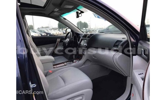 Buy Import Toyota Highlander Blue Car in Import - Dubai in Al Jazirah State Buy Import Toyota Highlander Blue Car in Import - Dubai in Al Jazirah State