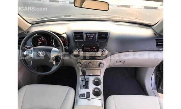 Buy Import Toyota Highlander Other Car in Import - Dubai in Al Jazirah State Buy Import Toyota Highlander Other Car in Import - Dubai in Al Jazirah State