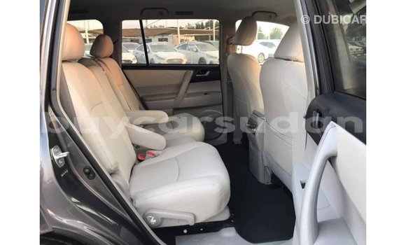 Buy Import Toyota Highlander Other Car in Import - Dubai in Al Jazirah State Buy Import Toyota Highlander Other Car in Import - Dubai in Al Jazirah State