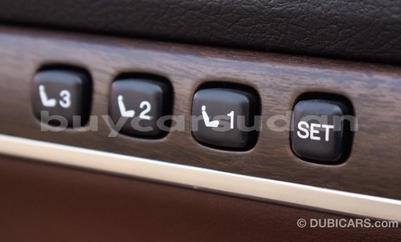 Buy Import Toyota Land Cruiser White Car in Import - Dubai in Al Jazirah State Buy Import Toyota Land Cruiser White Car in Import - Dubai in Al Jazirah State