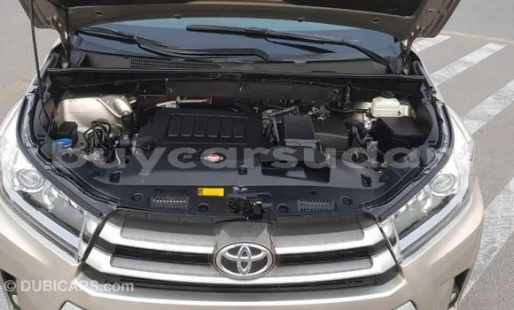 Buy Import Toyota Highlander Beige Car in Import - Dubai in Al Jazirah State Buy Import Toyota Highlander Beige Car in Import - Dubai in Al Jazirah State