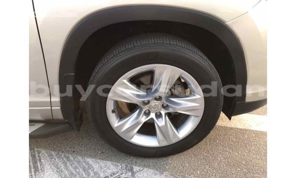 Buy Import Toyota Highlander Beige Car in Import - Dubai in Al Jazirah State Buy Import Toyota Highlander Beige Car in Import - Dubai in Al Jazirah State