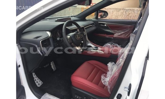 Acheter Import Voiture Lexus RX 300 Blanc à Import - Dubai, État d'Al Jazirah Acheter Import Voiture Lexus RX 300 Blanc à Import - Dubai, État d'Al Jazirah