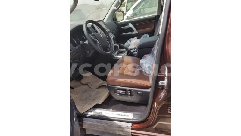 Big with watermark toyota land cruiser al jazirah state import dubai 1349