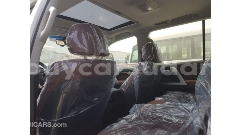 Big with watermark toyota land cruiser al jazirah state import dubai 1349