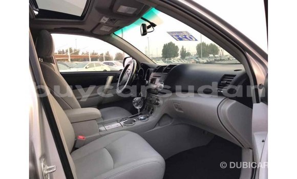 Buy Import Toyota Highlander Other Car in Import - Dubai in Al Jazirah State Buy Import Toyota Highlander Other Car in Import - Dubai in Al Jazirah State