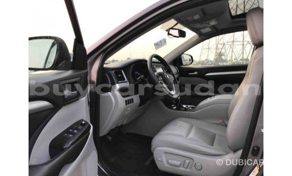 Buy Import Toyota Highlander Other Car in Import - Dubai in Al Jazirah State Buy Import Toyota Highlander Other Car in Import - Dubai in Al Jazirah State