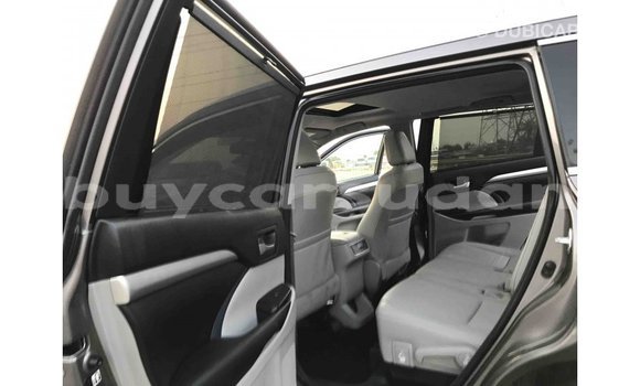 Buy Import Toyota Highlander Other Car in Import - Dubai in Al Jazirah State Buy Import Toyota Highlander Other Car in Import - Dubai in Al Jazirah State