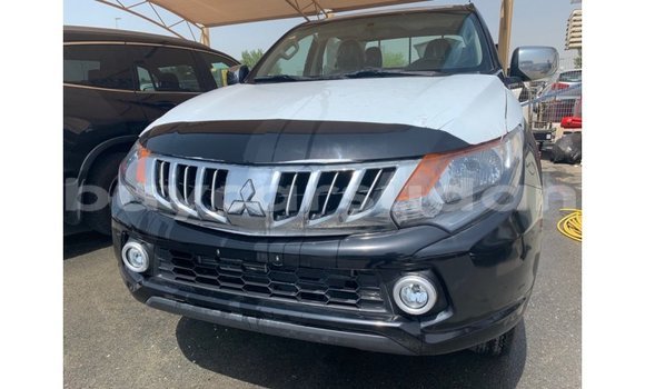 Buy Import Mitsubishi L200 Black Car in Import - Dubai in Al Jazirah State Buy Import Mitsubishi L200 Black Car in Import - Dubai in Al Jazirah State