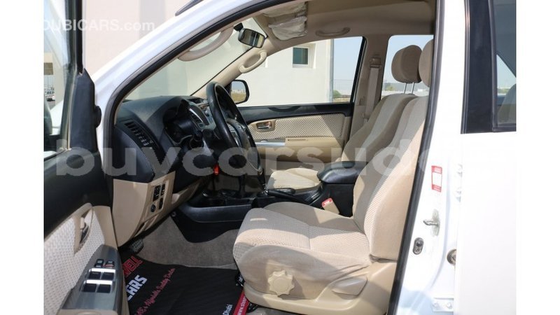 Big with watermark toyota fortuner al jazirah state import dubai 1374
