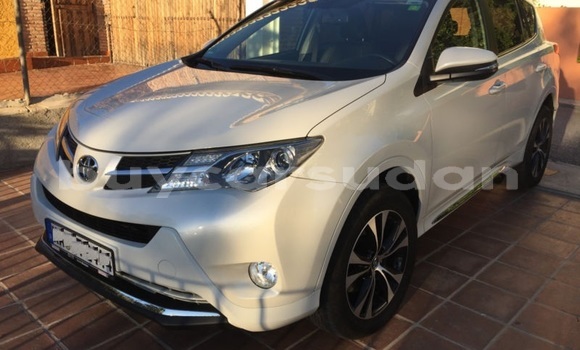 Buy Import Toyota RAV4 White Car in Omdourman in Khartoum Buy Import Toyota RAV4 White Car in Omdourman in Khartoum