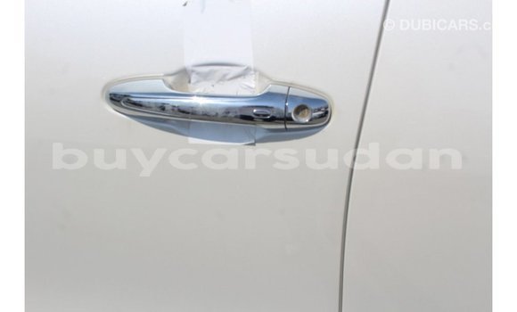 Buy Import Toyota Hilux White Car in Import - Dubai in Al Jazirah State Buy Import Toyota Hilux White Car in Import - Dubai in Al Jazirah State