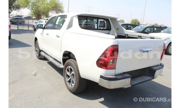 Buy Import Toyota Hilux White Car in Import - Dubai in Al Jazirah State Buy Import Toyota Hilux White Car in Import - Dubai in Al Jazirah State