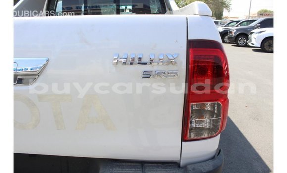 Buy Import Toyota Hilux White Car in Import - Dubai in Al Jazirah State Buy Import Toyota Hilux White Car in Import - Dubai in Al Jazirah State