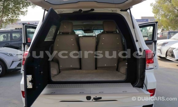 Buy Import Toyota Land Cruiser White Car in Import - Dubai in Al Jazirah State Buy Import Toyota Land Cruiser White Car in Import - Dubai in Al Jazirah State
