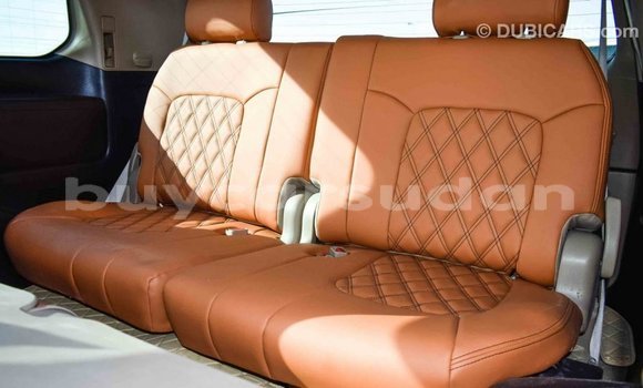 Buy Import Toyota Land Cruiser White Car in Import - Dubai in Al Jazirah State Buy Import Toyota Land Cruiser White Car in Import - Dubai in Al Jazirah State