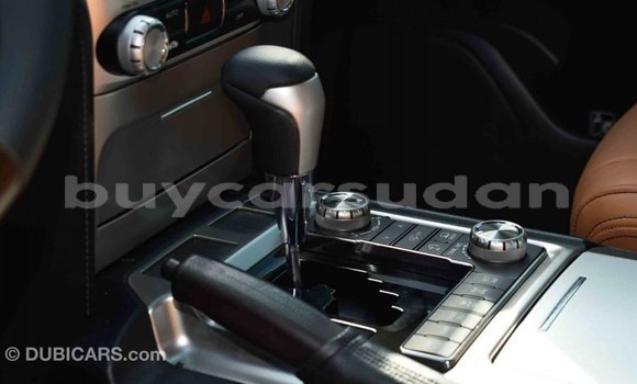 Buy Import Toyota Land Cruiser White Car in Import - Dubai in Al Jazirah State Buy Import Toyota Land Cruiser White Car in Import - Dubai in Al Jazirah State