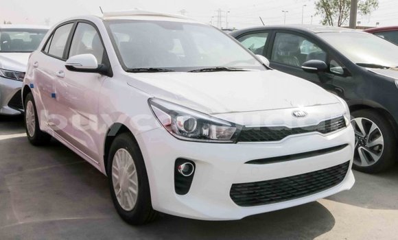 Buy Import Kia Carens White Car in Import - Dubai in Al Jazirah State Buy Import Kia Carens White Car in Import - Dubai in Al Jazirah State