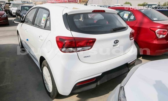 Buy Import Kia Carens White Car in Import - Dubai in Al Jazirah State Buy Import Kia Carens White Car in Import - Dubai in Al Jazirah State