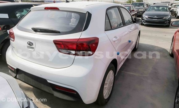 Buy Import Kia Carens White Car in Import - Dubai in Al Jazirah State Buy Import Kia Carens White Car in Import - Dubai in Al Jazirah State