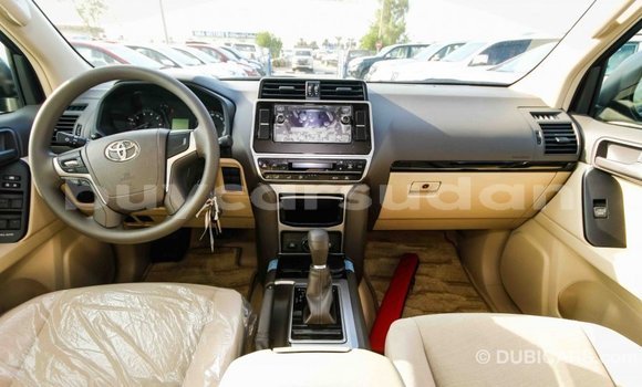 Acheter Import Voiture Toyota Prado Noir à Import - Dubai, État d'Al Jazirah Acheter Import Voiture Toyota Prado Noir à Import - Dubai, État d'Al Jazirah