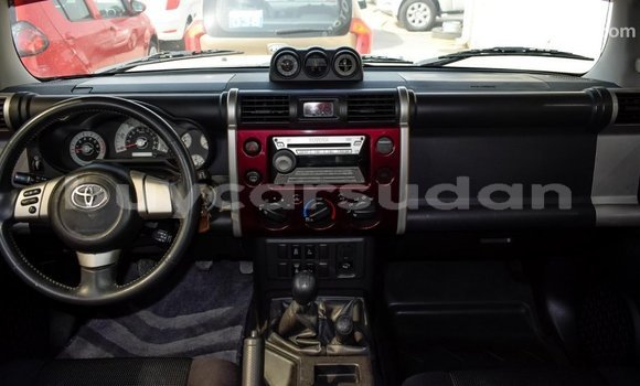 Buy Import Toyota FJ Cruiser Other Car in Import - Dubai in Al Jazirah State Buy Import Toyota FJ Cruiser Other Car in Import - Dubai in Al Jazirah State