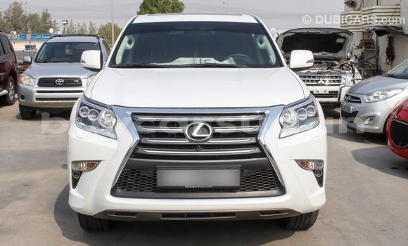 Acheter Import Voiture Lexus GX Blanc à Import - Dubai, État d'Al Jazirah Acheter Import Voiture Lexus GX Blanc à Import - Dubai, État d'Al Jazirah