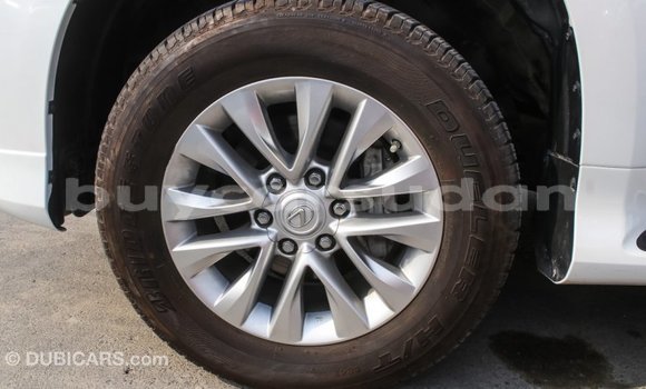 Acheter Import Voiture Lexus GX Blanc à Import - Dubai, État d'Al Jazirah Acheter Import Voiture Lexus GX Blanc à Import - Dubai, État d'Al Jazirah