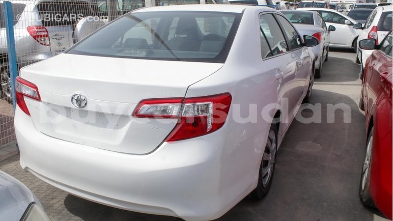 Big with watermark toyota camry al jazirah state import dubai 1440