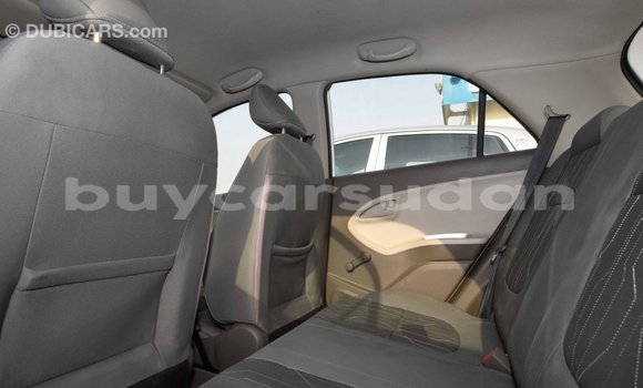 Buy Import Kia Carens White Car in Import - Dubai in Al Jazirah State Buy Import Kia Carens White Car in Import - Dubai in Al Jazirah State