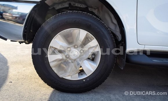 Buy Import Toyota Hilux White Car in Import - Dubai in Al Jazirah State Buy Import Toyota Hilux White Car in Import - Dubai in Al Jazirah State
