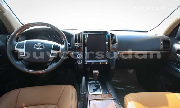 Buy Import Toyota Land Cruiser Brown Car in Import - Dubai in Al Jazirah State Buy Import Toyota Land Cruiser Brown Car in Import - Dubai in Al Jazirah State