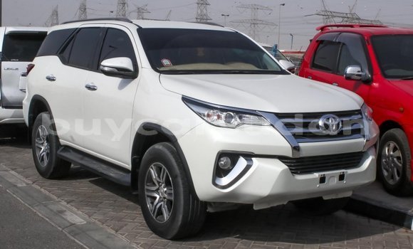 Buy Import Toyota Fortuner White Car in Import - Dubai in Al Jazirah State Buy Import Toyota Fortuner White Car in Import - Dubai in Al Jazirah State