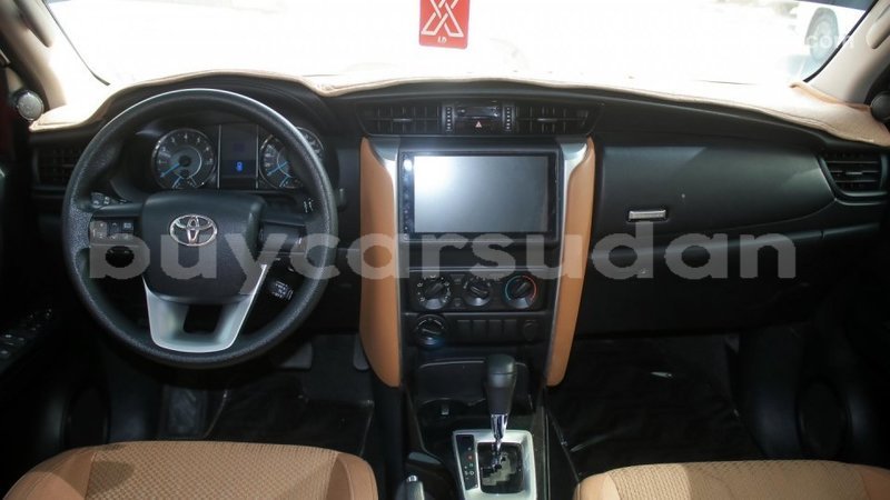 Big with watermark toyota fortuner al jazirah state import dubai 1458
