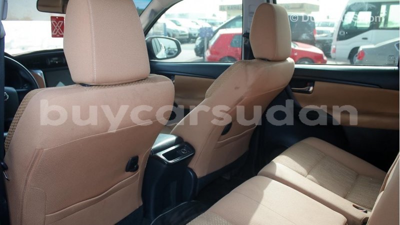 Big with watermark toyota fortuner al jazirah state import dubai 1458