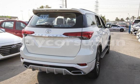 Buy Import Toyota Fortuner White Car in Import - Dubai in Al Jazirah State Buy Import Toyota Fortuner White Car in Import - Dubai in Al Jazirah State