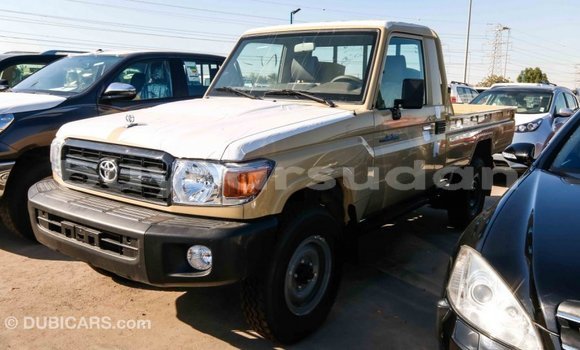 Buy Import Toyota Land Cruiser Beige Car in Import - Dubai in Al Jazirah State Buy Import Toyota Land Cruiser Beige Car in Import - Dubai in Al Jazirah State