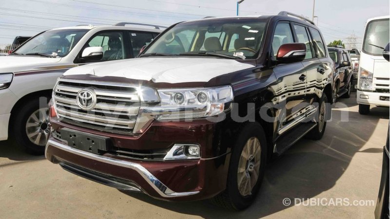 Big with watermark toyota land cruiser al jazirah state import dubai 1470