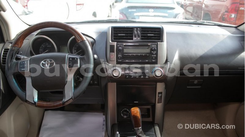 Big with watermark toyota prado al jazirah state import dubai 1474