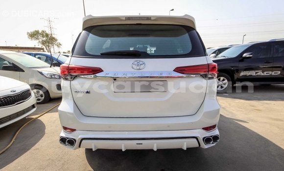 Buy Import Toyota Fortuner White Car in Import - Dubai in Al Jazirah State Buy Import Toyota Fortuner White Car in Import - Dubai in Al Jazirah State