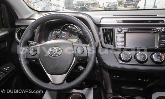 Buy Import Toyota HiAce Red Truck in Import - Dubai in Al Jazirah State Buy Import Toyota HiAce Red Truck in Import - Dubai in Al Jazirah State