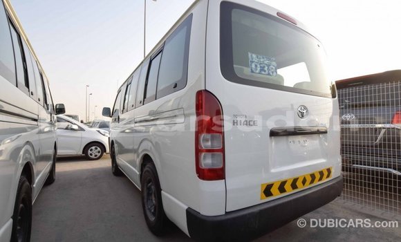 Buy Import Toyota Hiace White Car in Import - Dubai in Al Jazirah State Buy Import Toyota Hiace White Car in Import - Dubai in Al Jazirah State