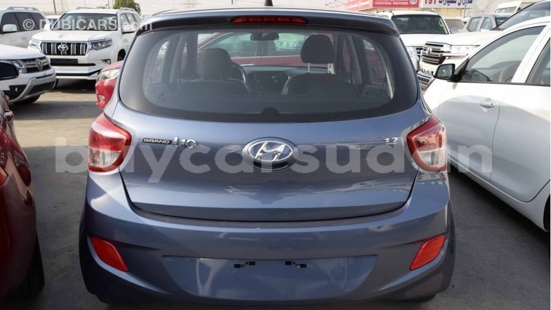 Big with watermark hyundai i10 al jazirah state import dubai 1518